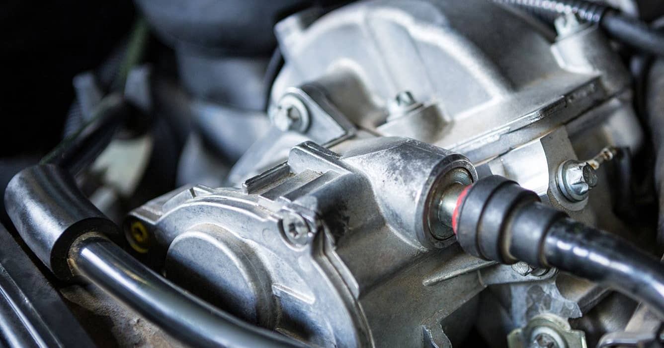 close-up-car-engine close-up-car-engine